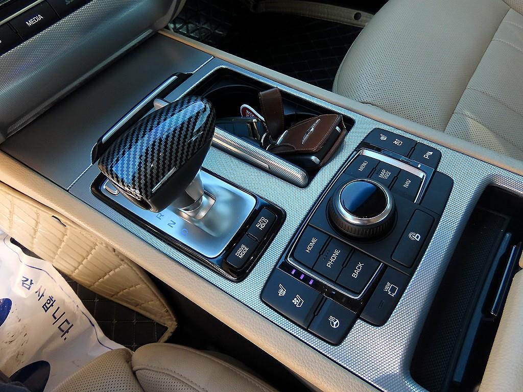 Genesis G80 — photo 11
