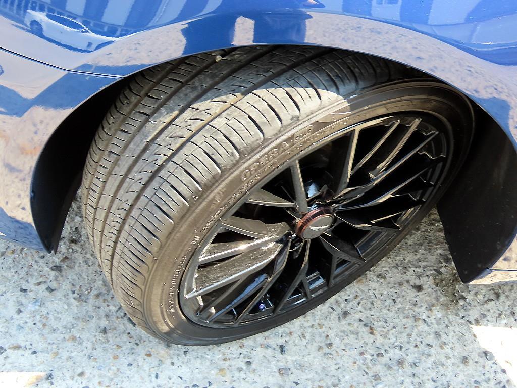 Genesis G80 — photo 20