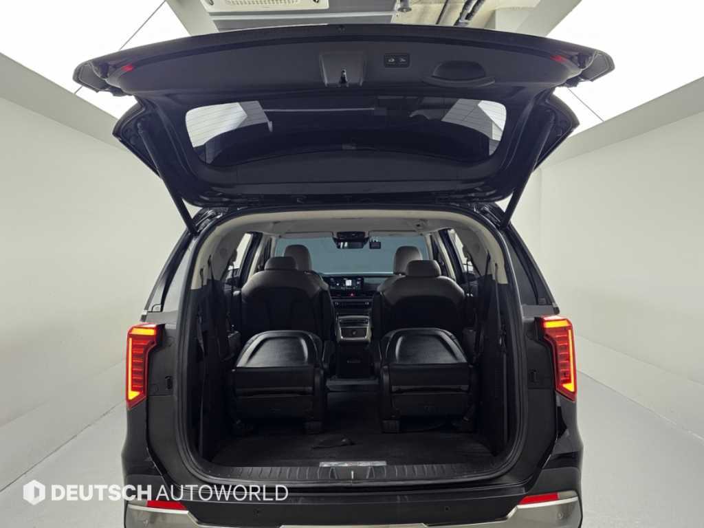 Kia Carnival — photo 19