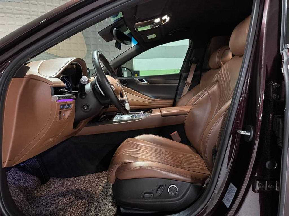 Genesis G80 — photo 01