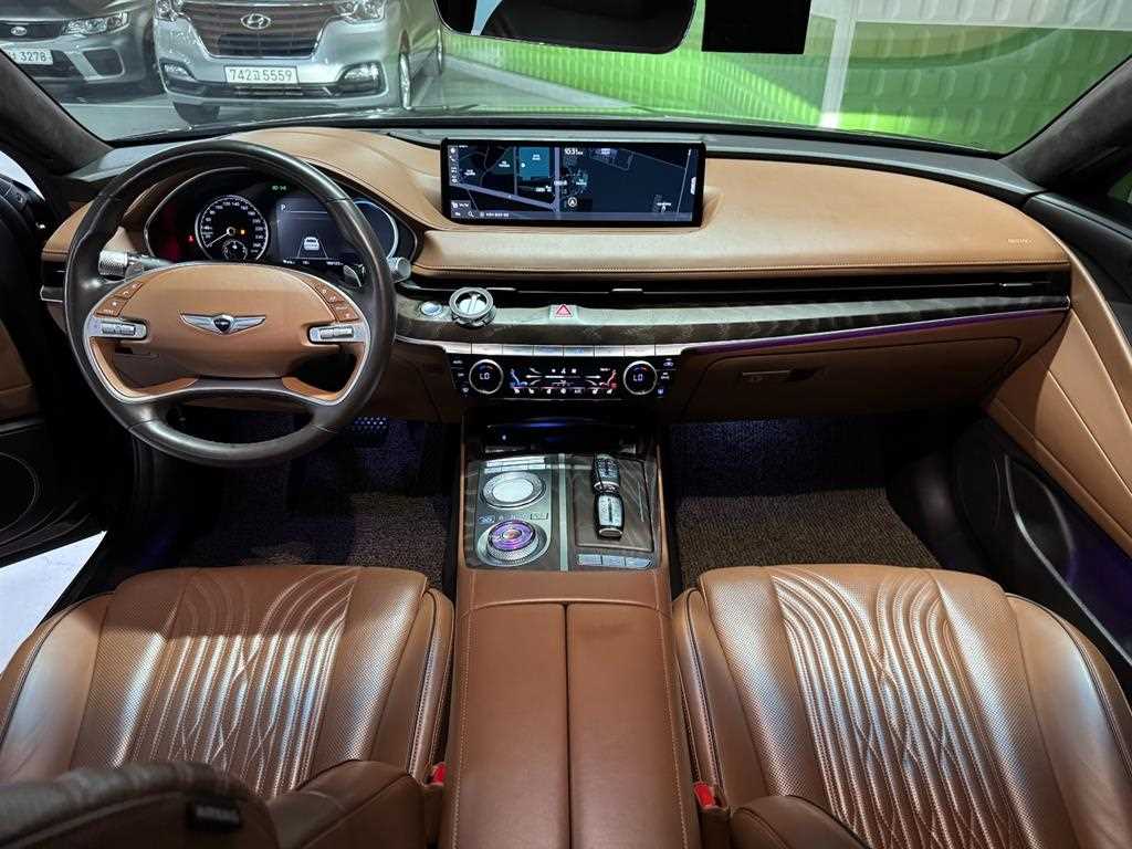 Genesis G80 — photo 08