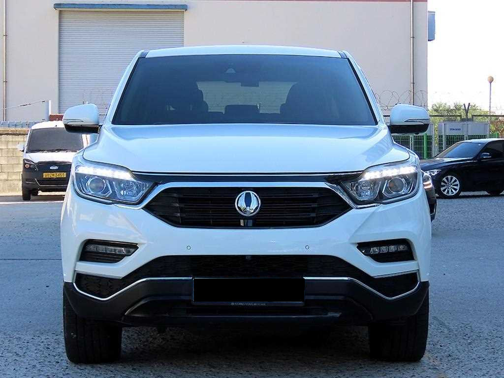 KGM Rexton — photo 01