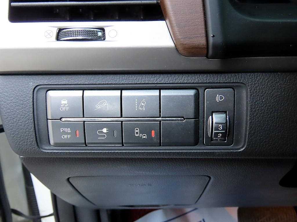 KGM Rexton — photo 11