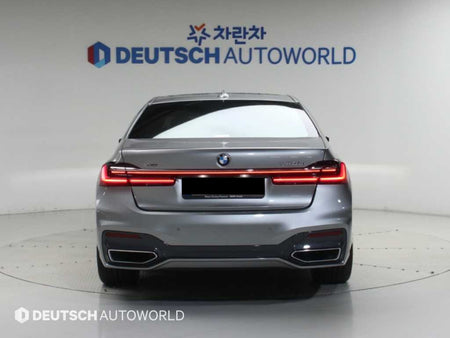 BMW 7-Series — photo 04