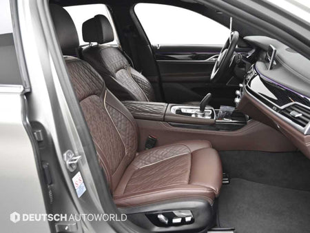 BMW 7-Series — photo 10
