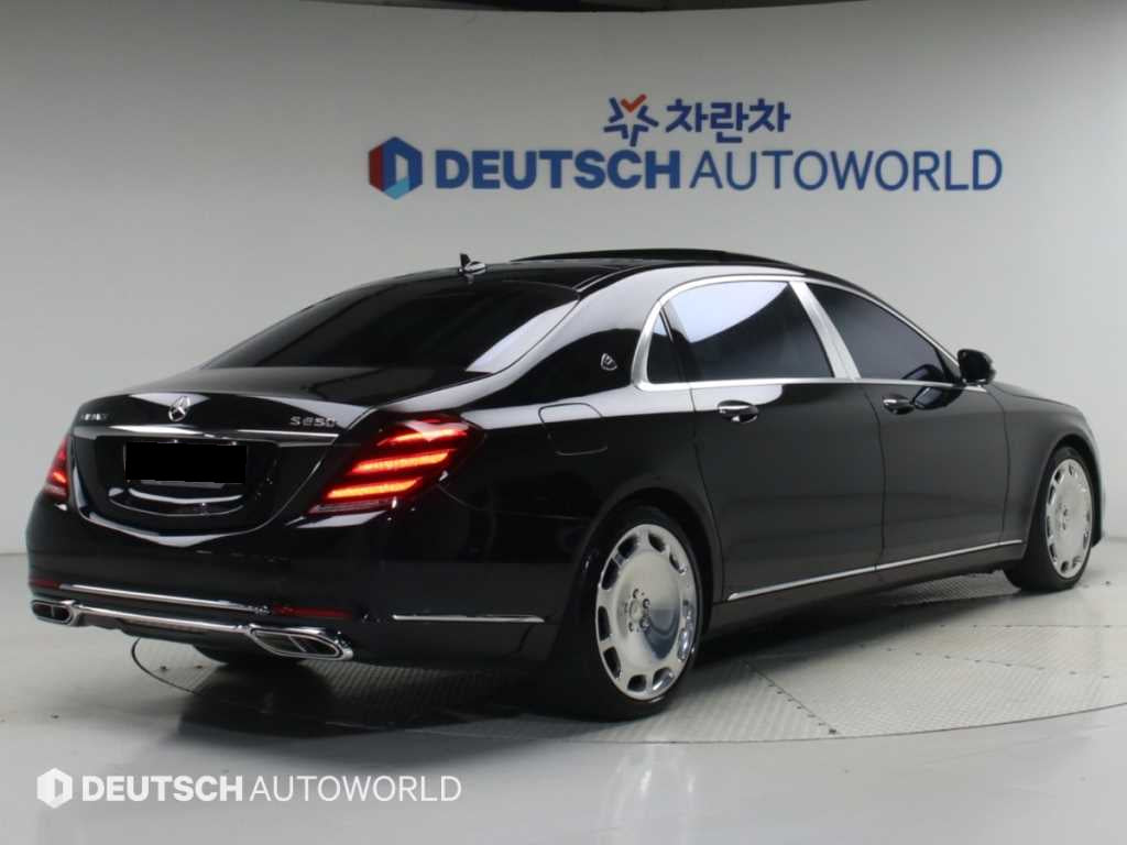 Mercedes-Benz S-Class — photo 02
