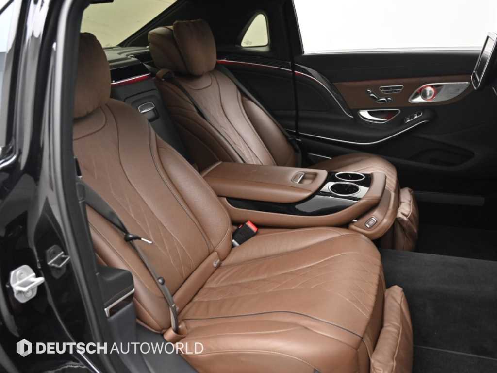 Mercedes-Benz S-Class — photo 12