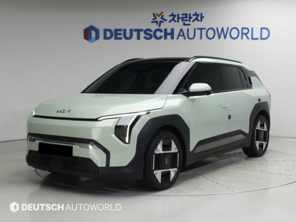 Kia EV3 — photo 01