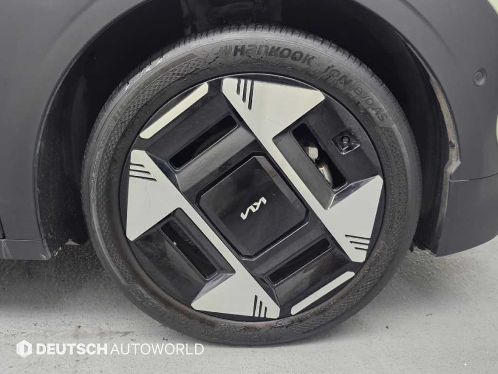 Kia EV3 — photo 05