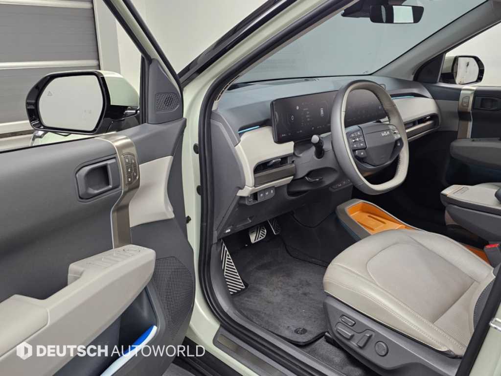 Kia EV3 — photo 11