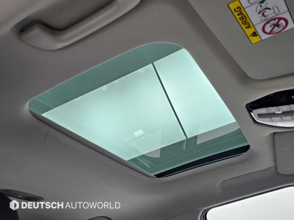 Kia EV3 — photo 18