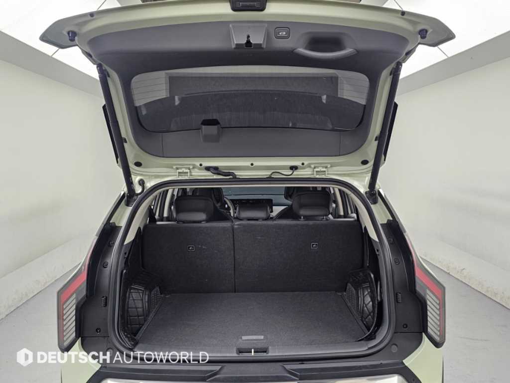 Kia EV3 — photo 19