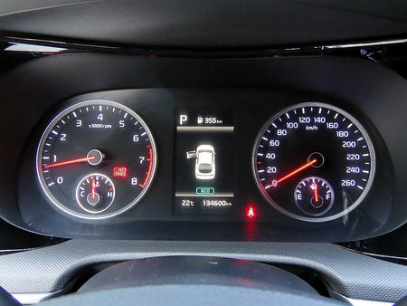 Kia K5 — photo 09