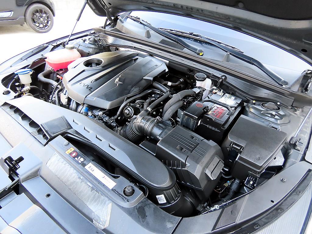 Kia K5 — photo 18