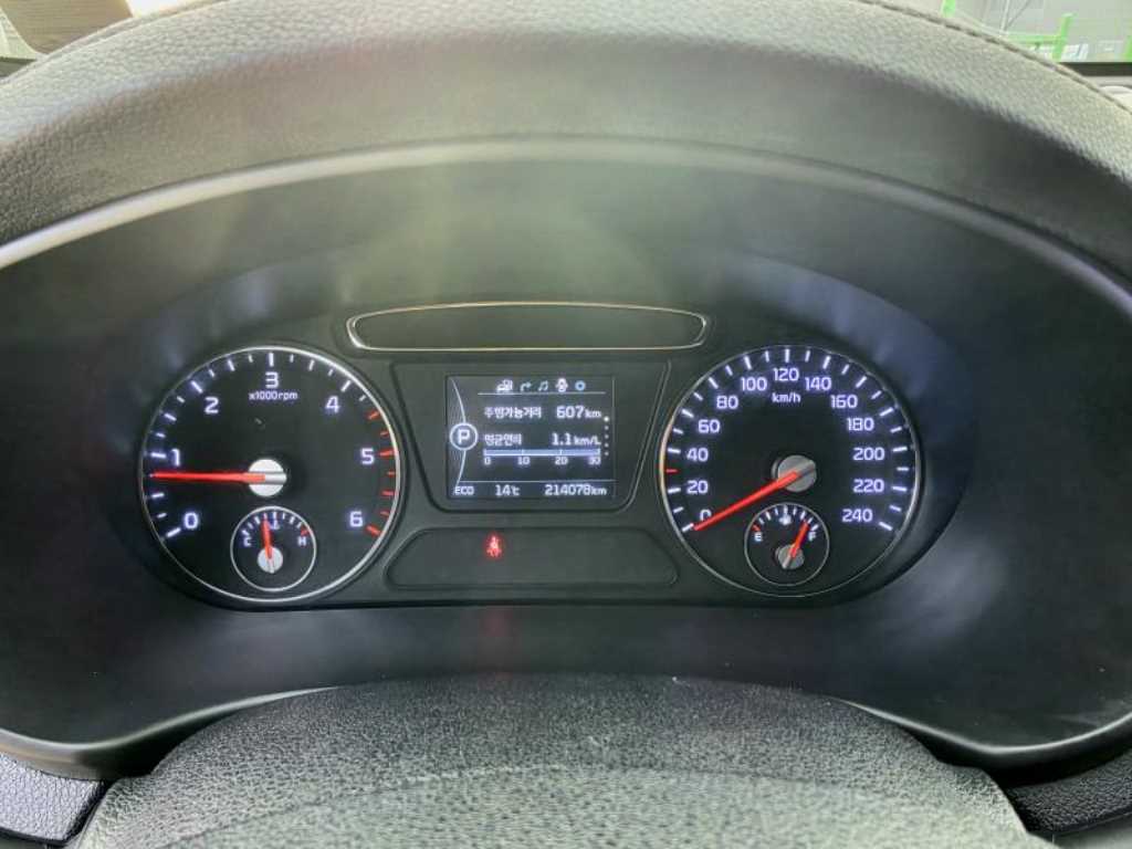 Kia Sorento — photo 09