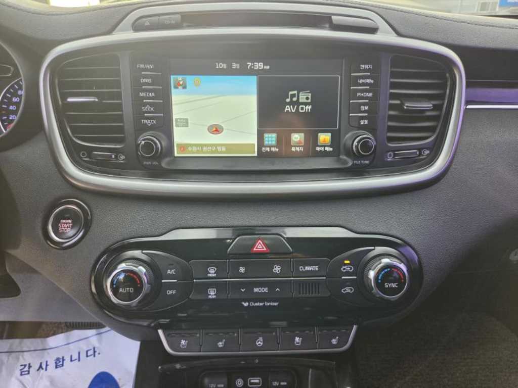 Kia Sorento — photo 11