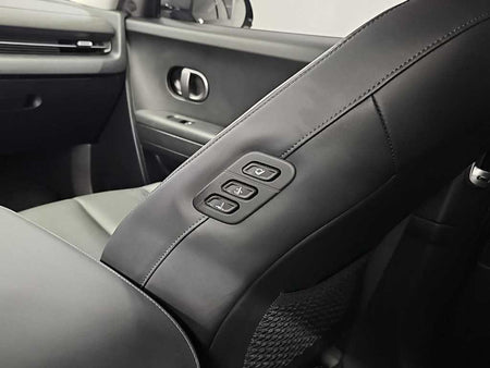 Hyundai Ioniq5 — photo 13