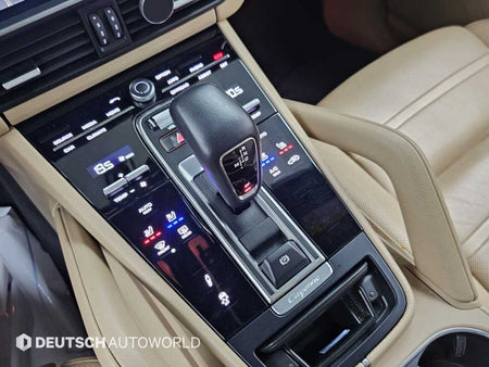 Porsche Cayenne — photo 09