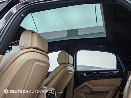 Porsche Cayenne — photo 18