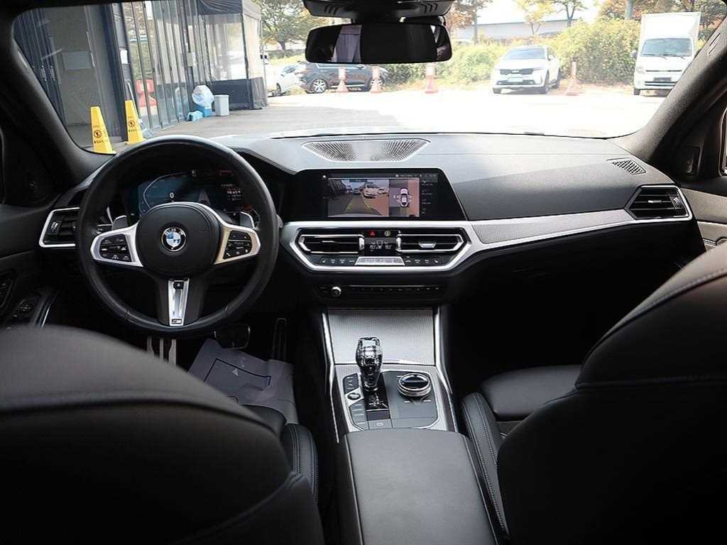 BMW 3-Series — photo 06