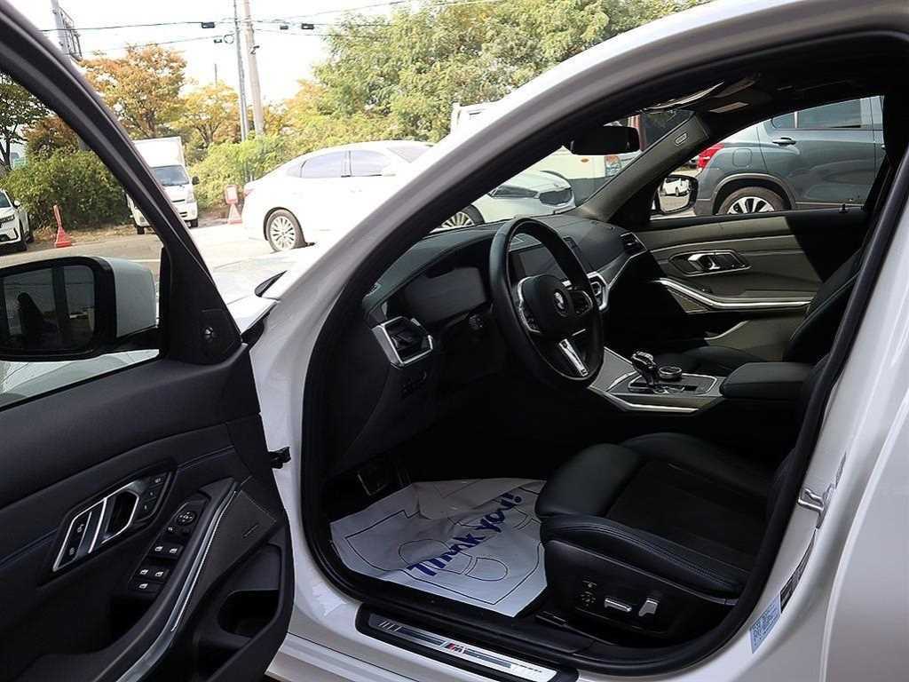 BMW 3-Series — photo 07