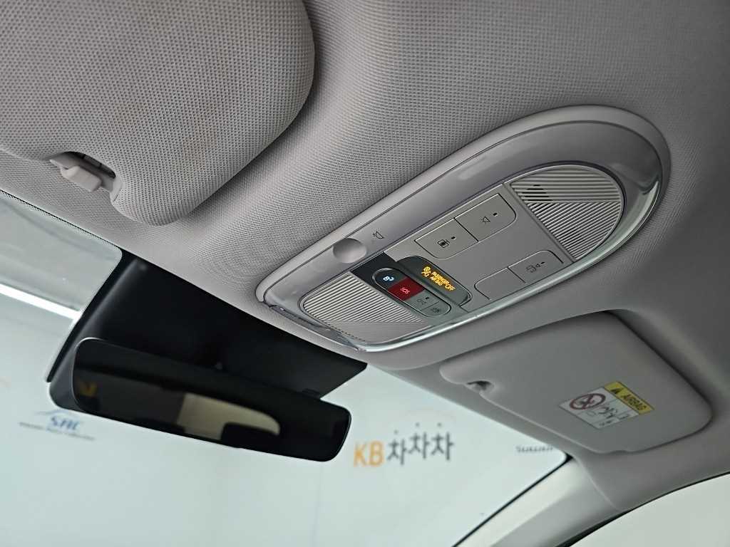 Hyundai Ioniq5 — photo 16