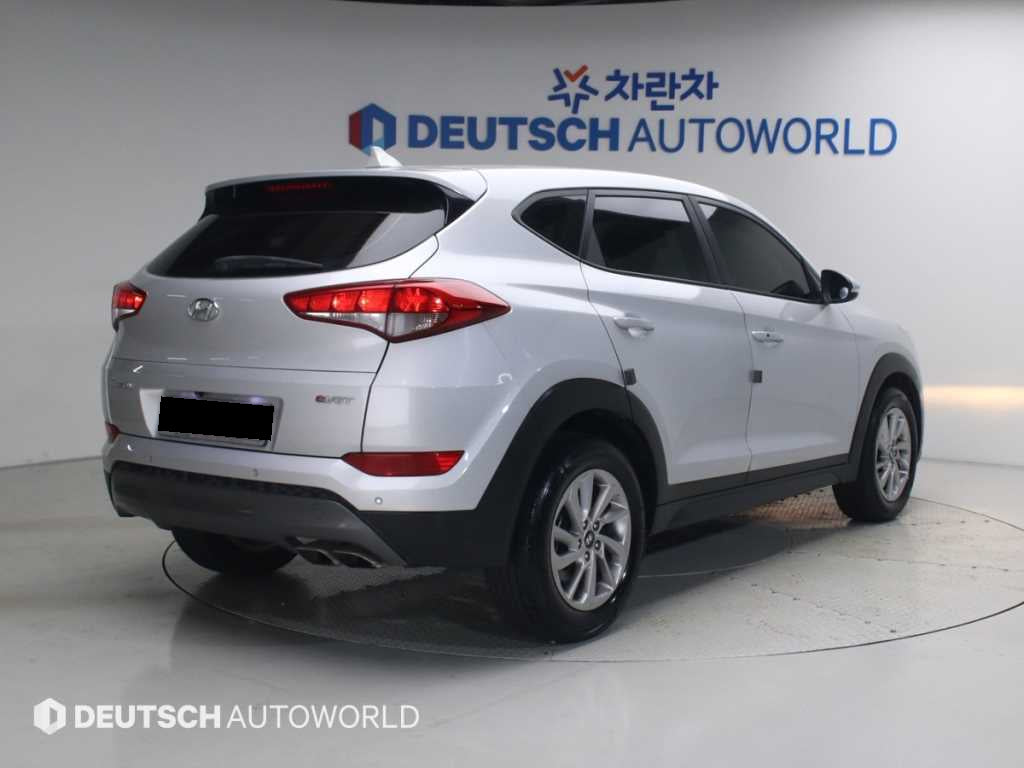 Hyundai Tucson — photo 02