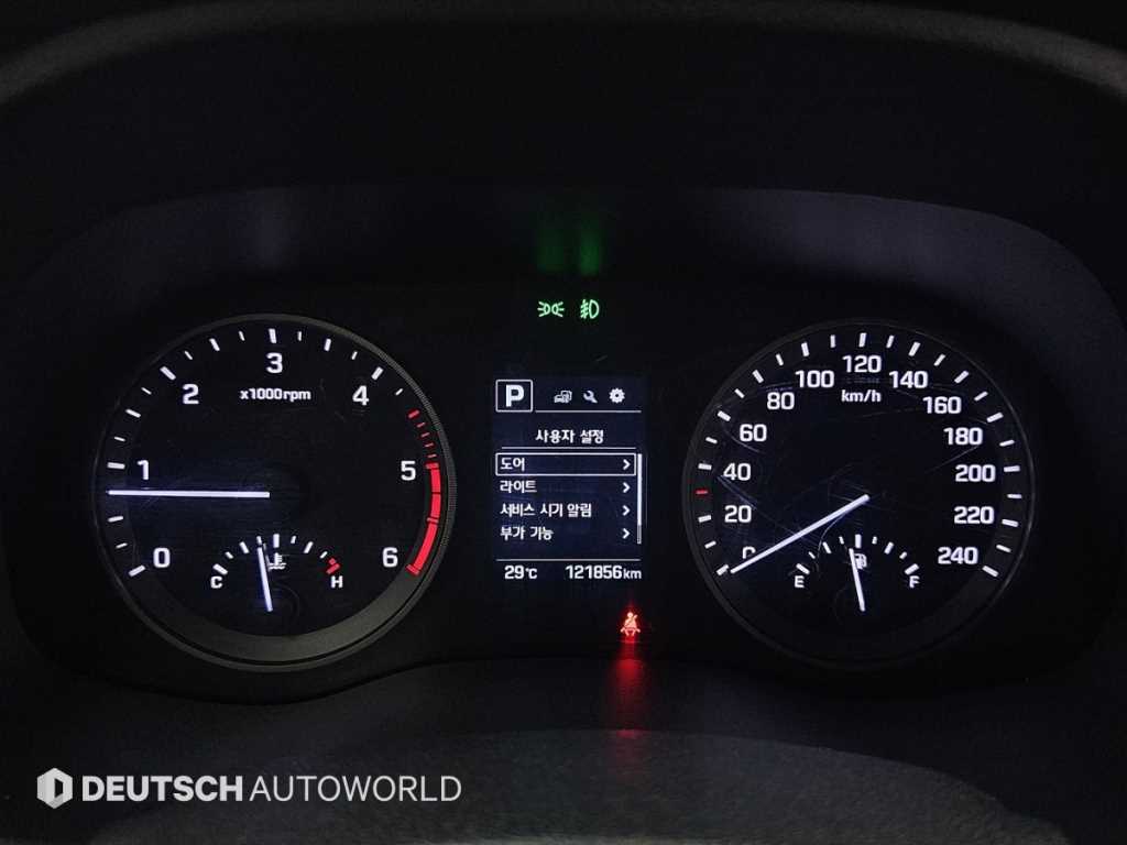 Hyundai Tucson — photo 08