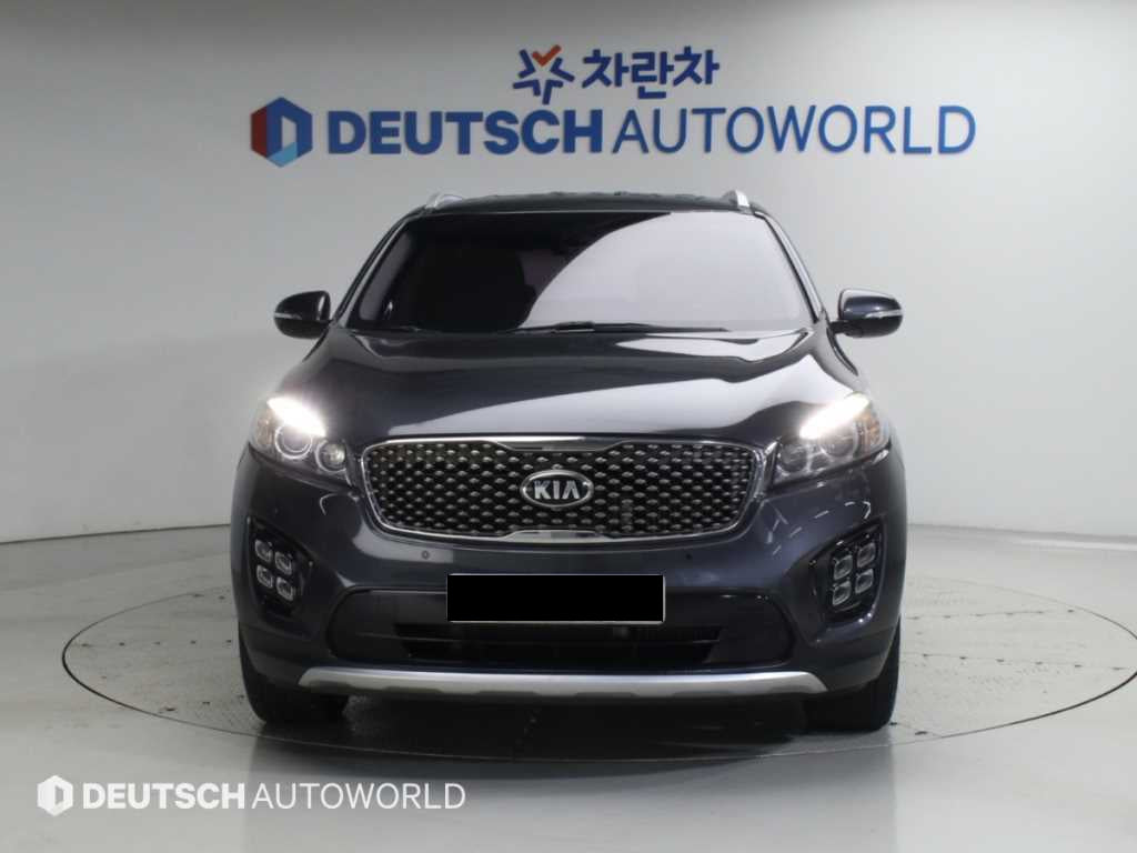 Kia Sorento — photo 03