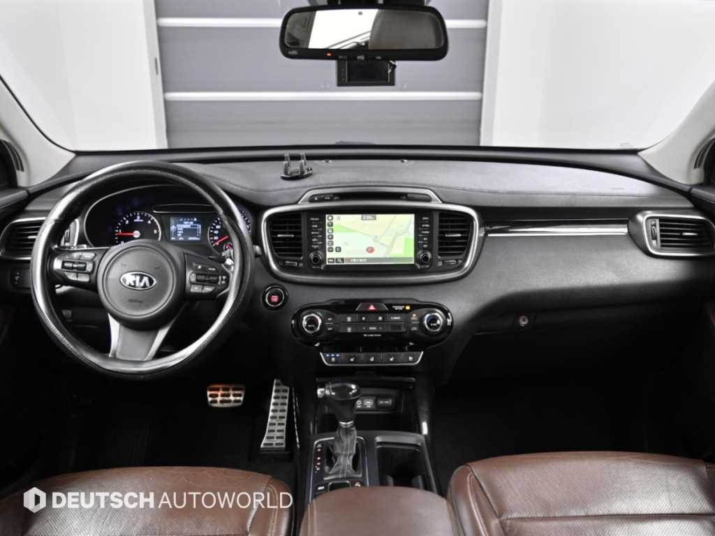 Kia Sorento — photo 07