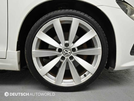 Volkswagen Scirocco — photo 05