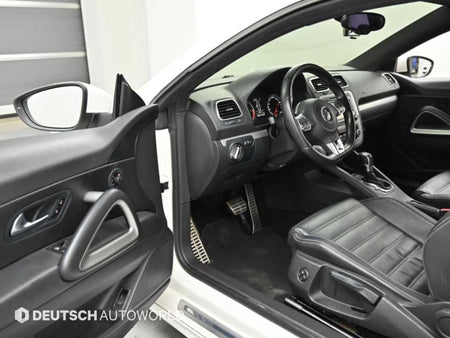 Volkswagen Scirocco — photo 11