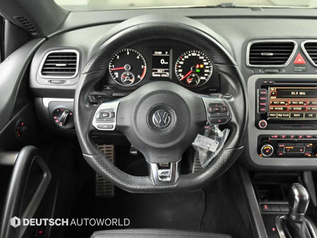 Volkswagen Scirocco — photo 13