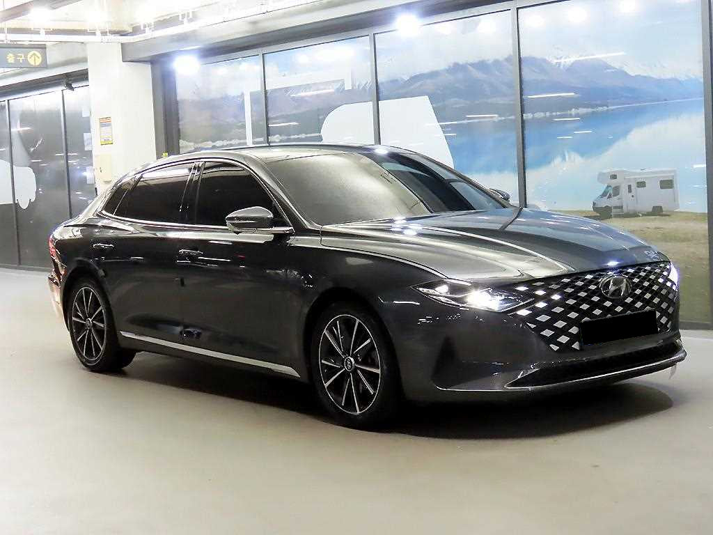 Hyundai Grandeur — photo 01