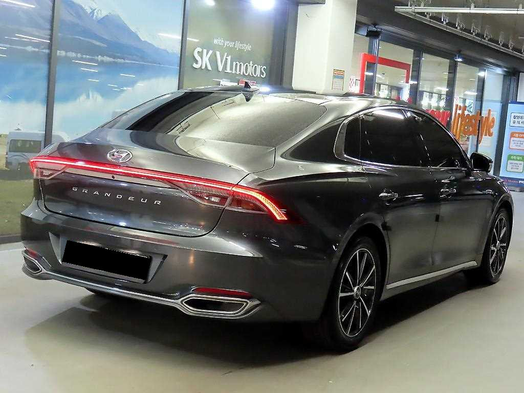 Hyundai Grandeur — photo 04