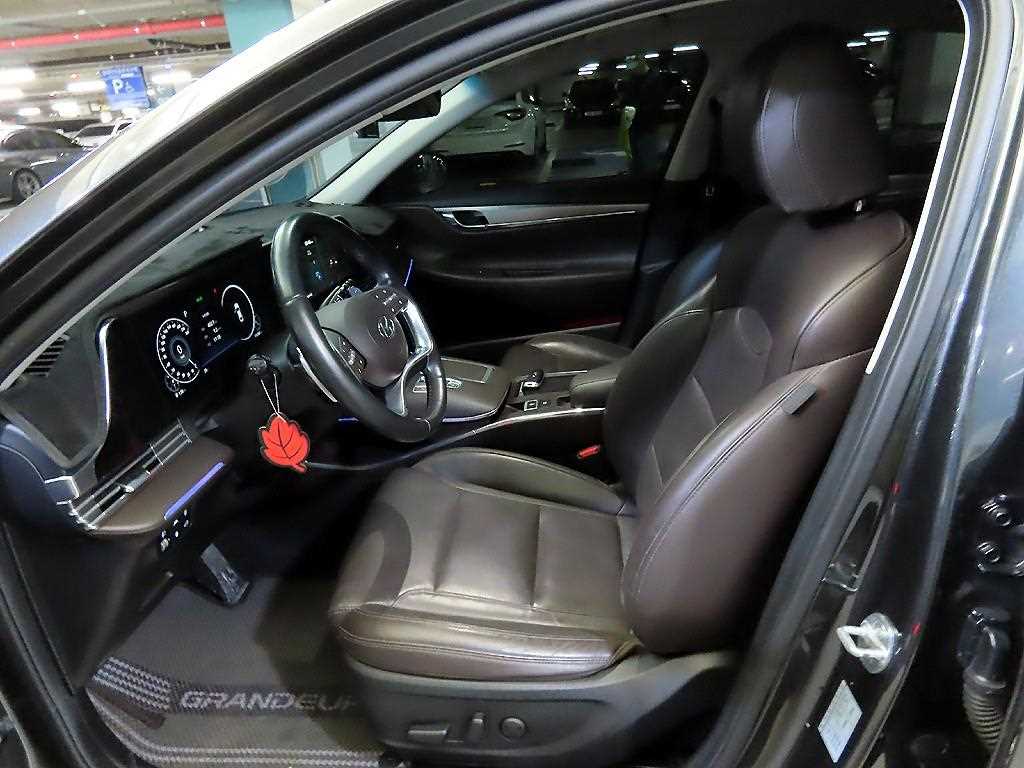 Hyundai Grandeur — photo 06