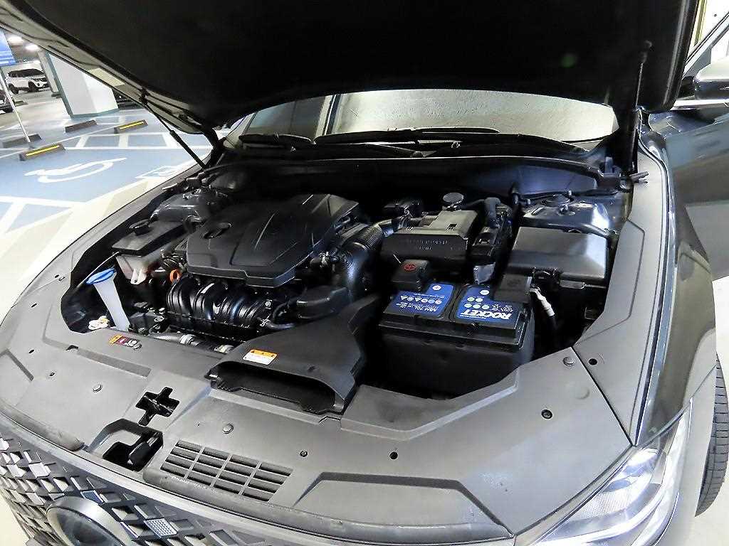 Hyundai Grandeur — photo 19