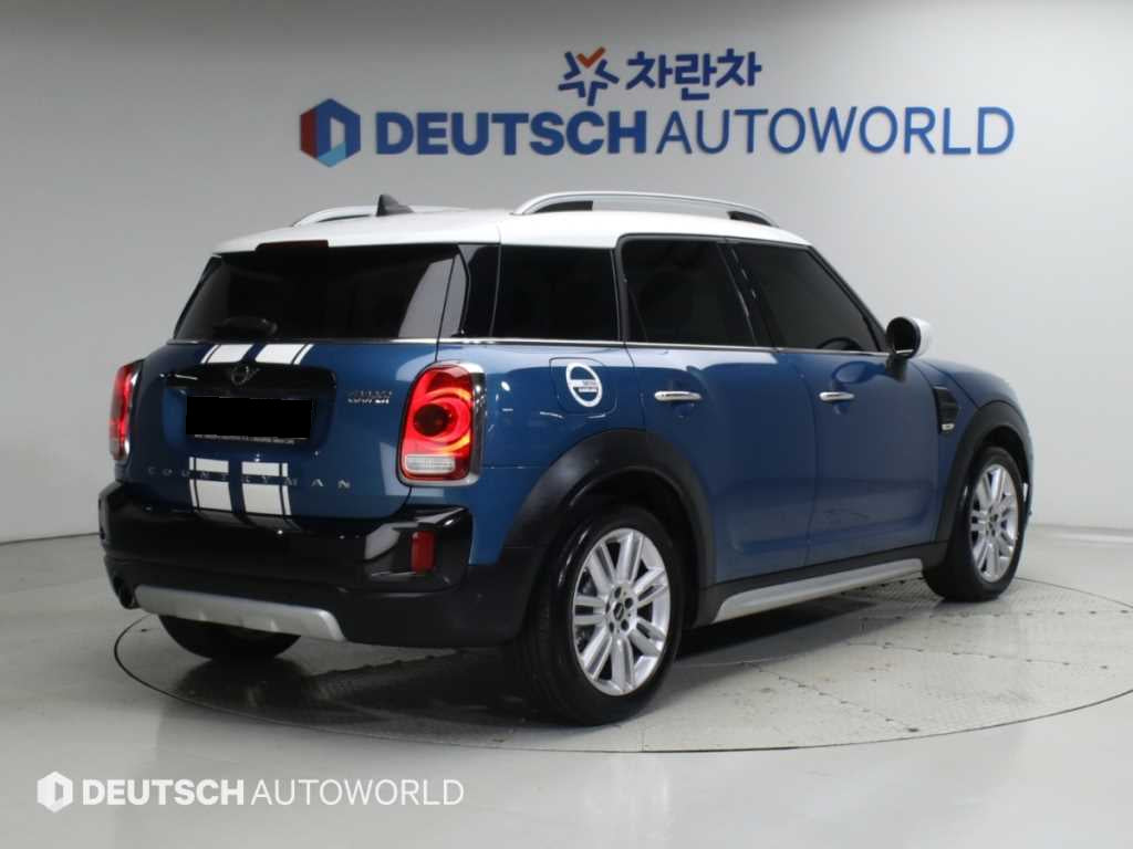 Mini Countryman — photo 04
