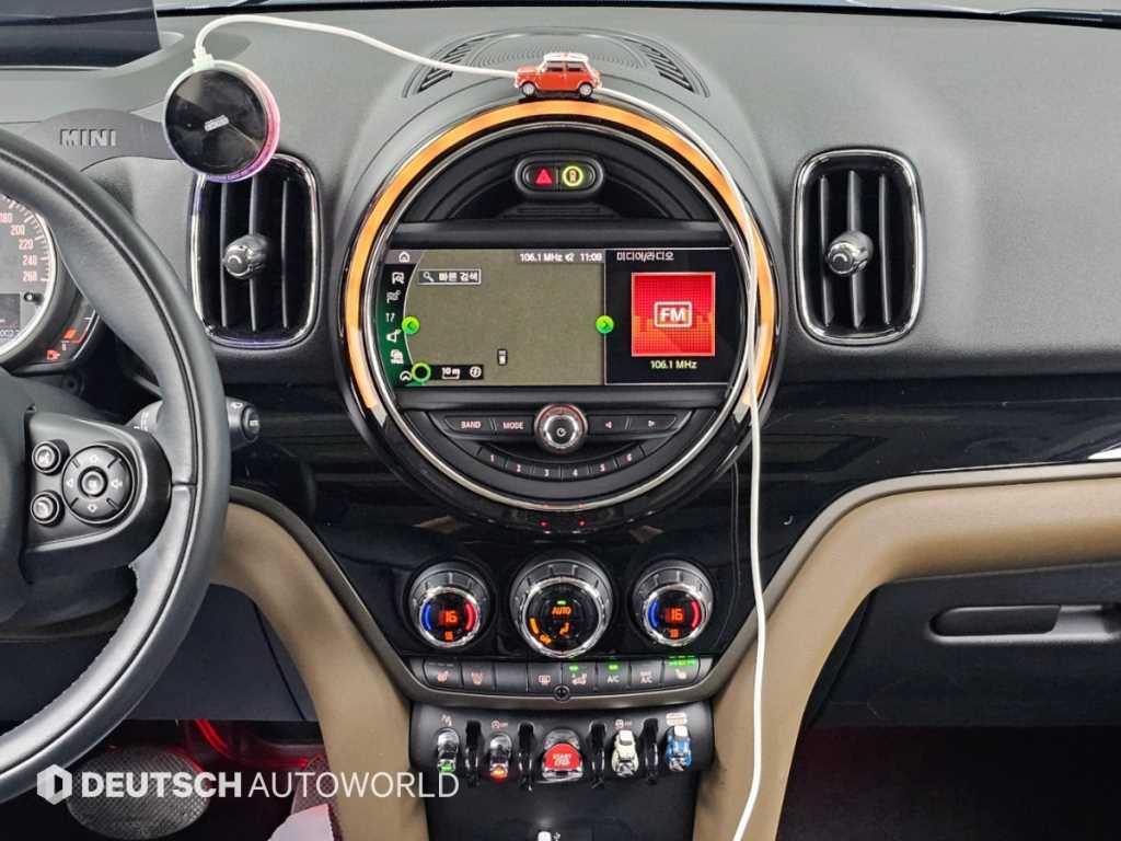 Mini Countryman — photo 14
