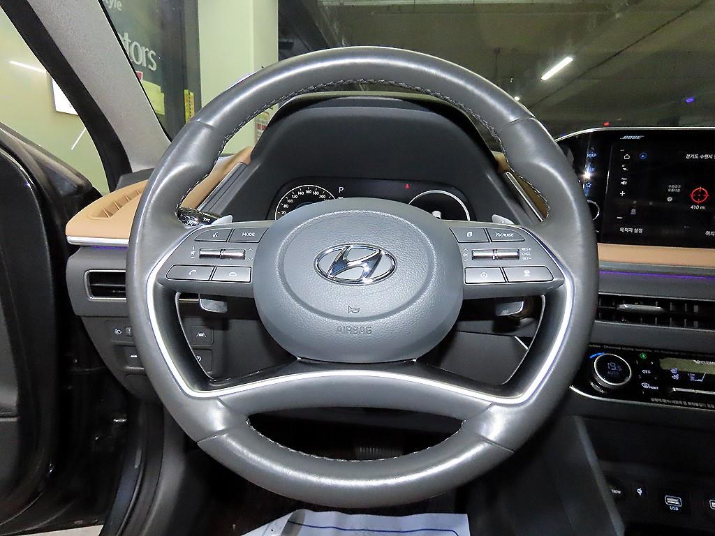 Hyundai Sonata — photo 08
