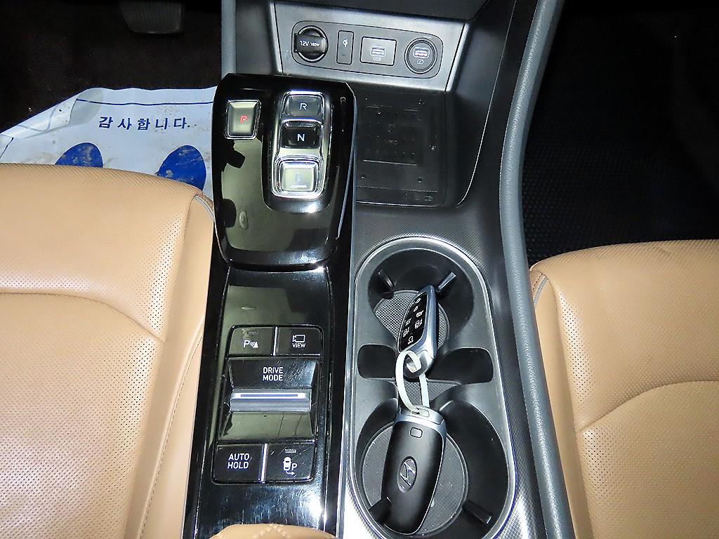 Hyundai Sonata — photo 12