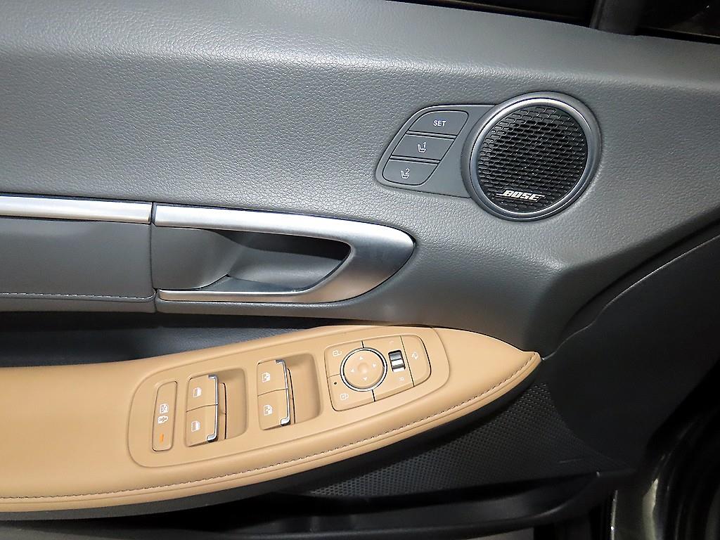Hyundai Sonata — photo 13
