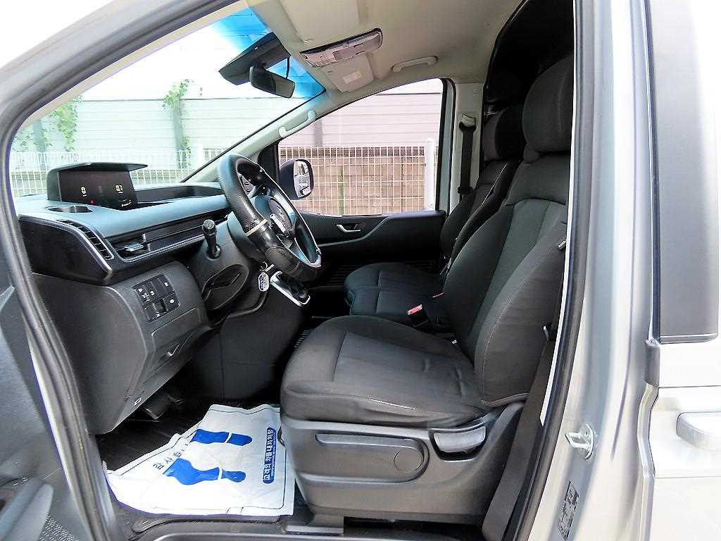 Hyundai Staria — photo 05