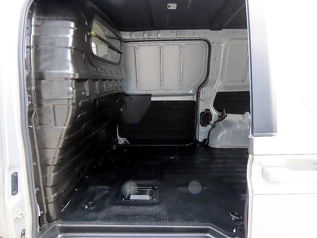 Hyundai Staria — photo 06