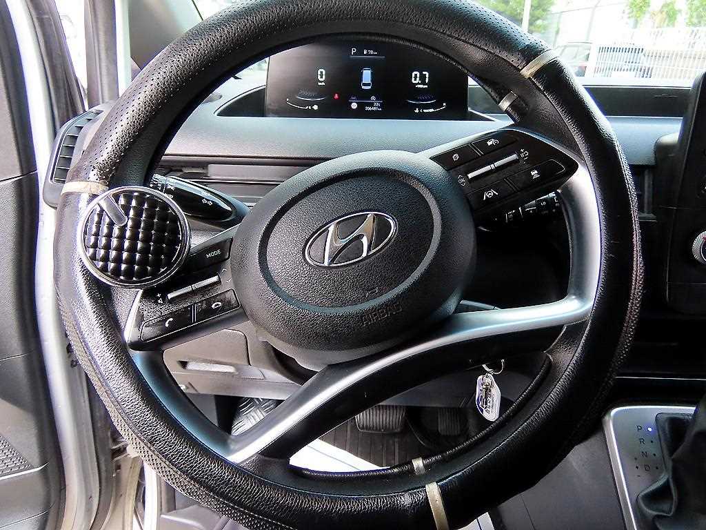 Hyundai Staria — photo 08