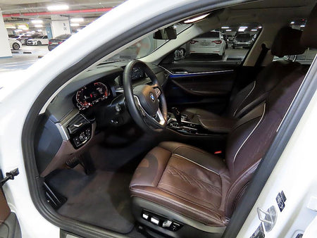 BMW 5-Series — photo 06