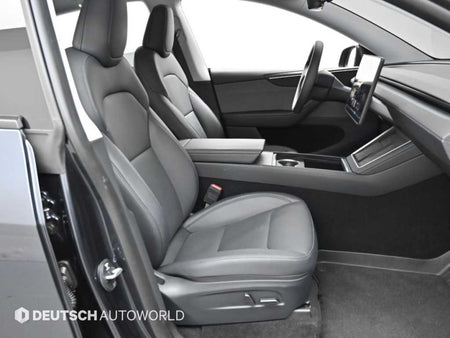 Tesla Model Y — photo 10