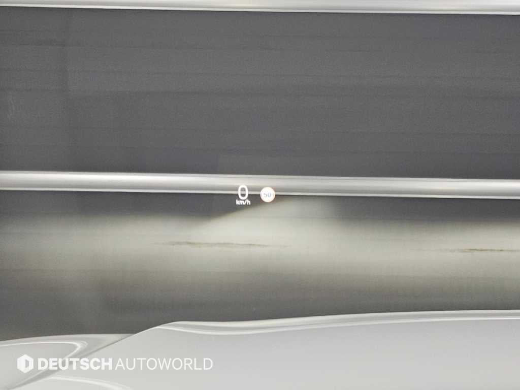 Volvo XC60 — photo 17