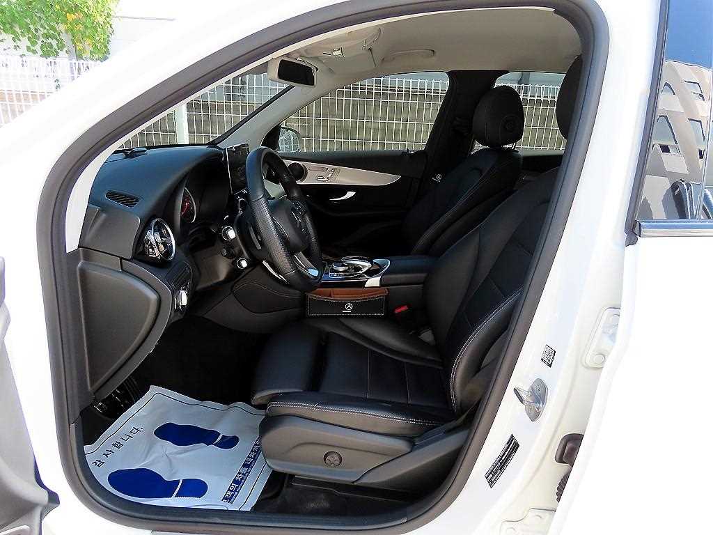 Mercedes-Benz GLC-Class — photo 05