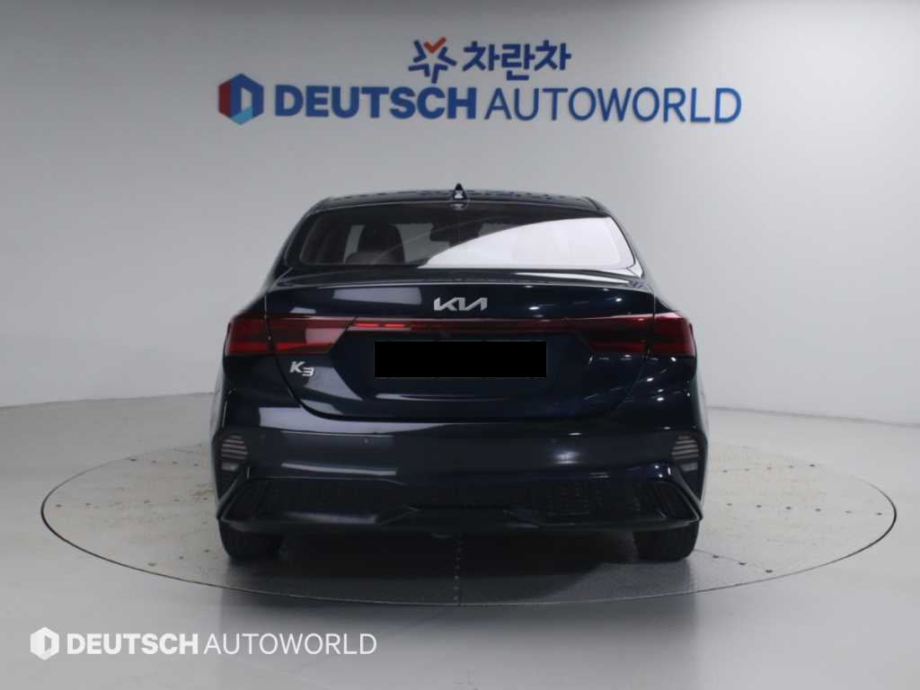 Kia K3 — photo 04